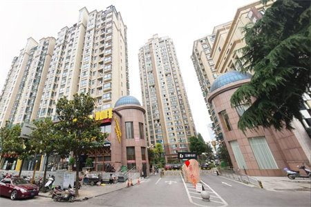 城名典花园2室2厅1卫112㎡